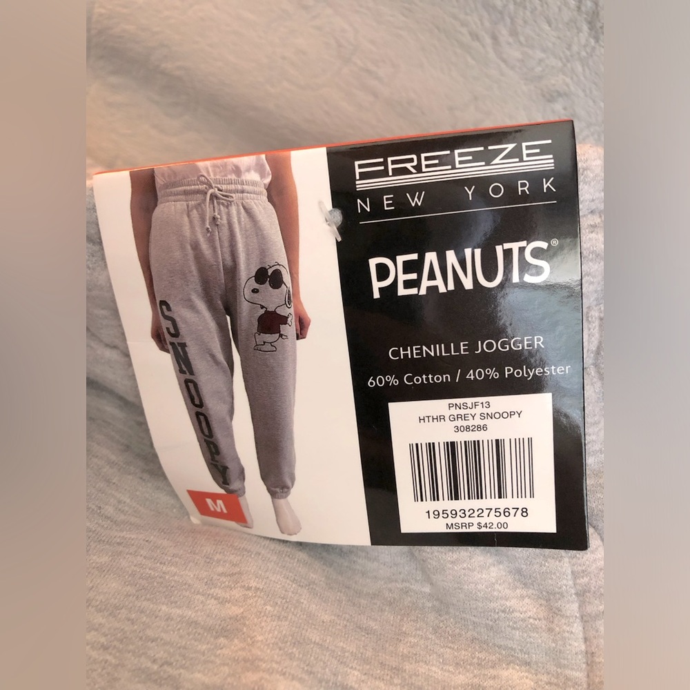 Peanuts Chenille Jogger